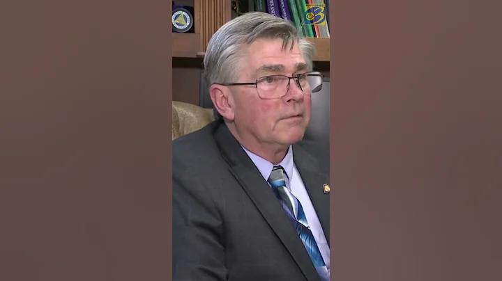 Man charged with murder in the stabbing death of his girlfriend has an extensive criminal history.