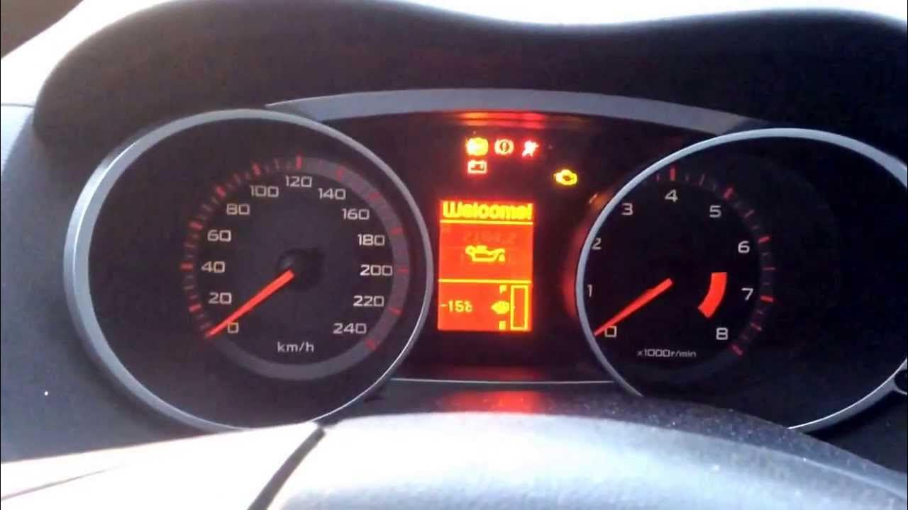 Аутлендер плохо заводится. Аутлендер плохо заводится. Аутлендер плохо заводится. Мицубиси аутлендер не заводится причины. Mitsubishi asx клемма на аккумуляторе.