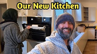 Hamare New Kitchen ka kaam Shuru Ho Gaya | Fitting New Kitchen