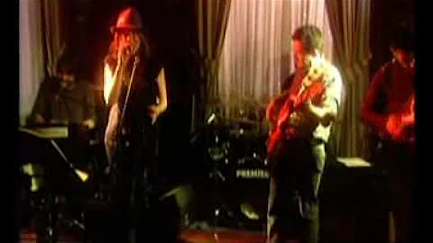 Four on Six - roxanne