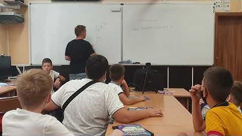 Виконання лінійних алгоритмів. Python