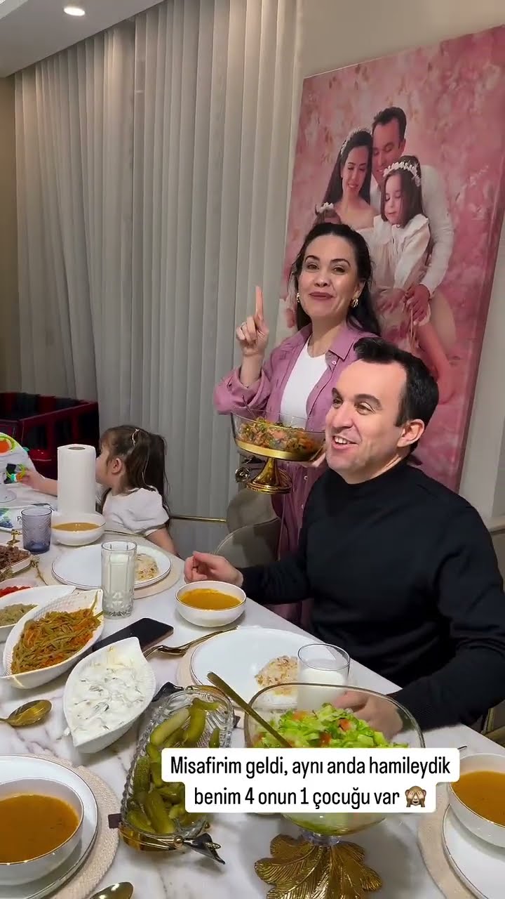 Misafirlerim geldi, aynı anda hamileydik benim 4 onun 1 çocuğu var ❤️