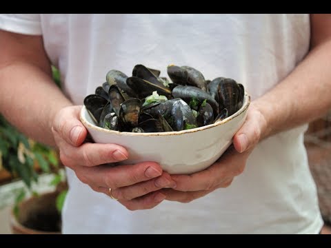 Mussels In White Wine - How To Cook Mussels In White Wine Recipe - Mussels In White Wine