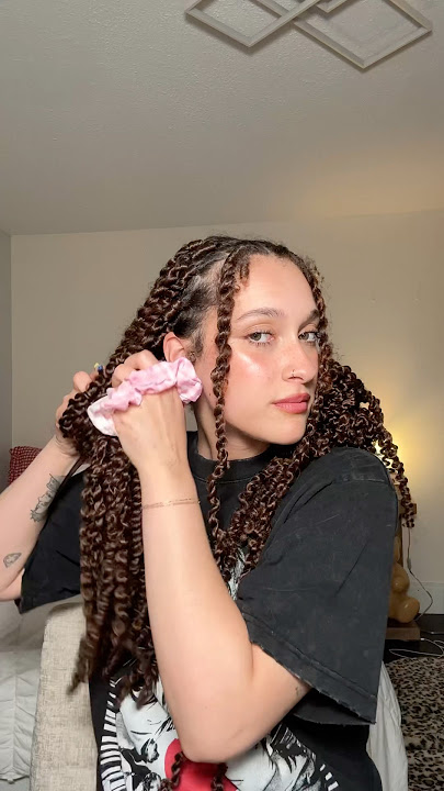 TRYING SPACE BUNS ON TWISTS!! #hairstyletutorial
