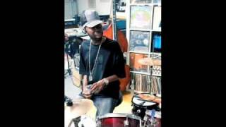 Miniatura del video "Jay Dee aka J Dilla - Bullshittin' (Remix Instrumental) - FULL VERSION"