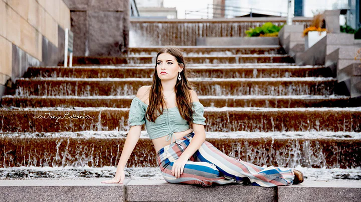 Not Your Average Senior Pics Photo Shoot | TONYA B...
