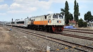 Nom Takut naik kereta api part 1