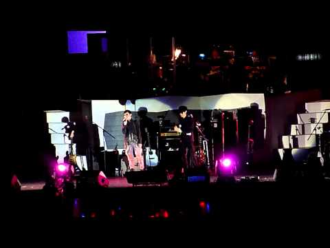 101124 拉闊音樂會 方大同x青峰_紅豆&償還 (HD)