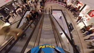 Vtt Dans Un Centre Commercial