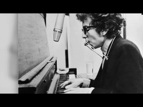 Dylan: First songwriter to win literature Nobel Prize