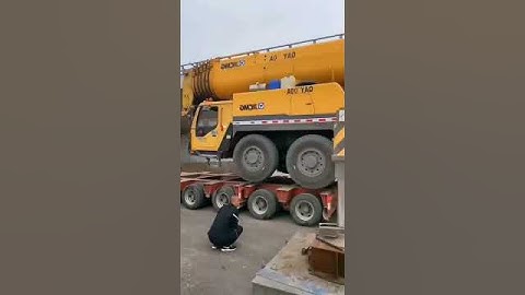 Xcmg Biggest Mobile Cranes |heavy lifting Equipments Lowbed Trucks shorts
