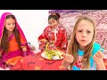 Nastya iyi ve kötü davranışlar gösterir ve diğer kültürlere saygı duyar