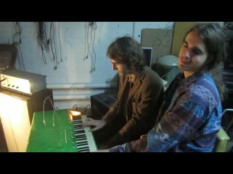 The Thunderbeats - Yunost 70