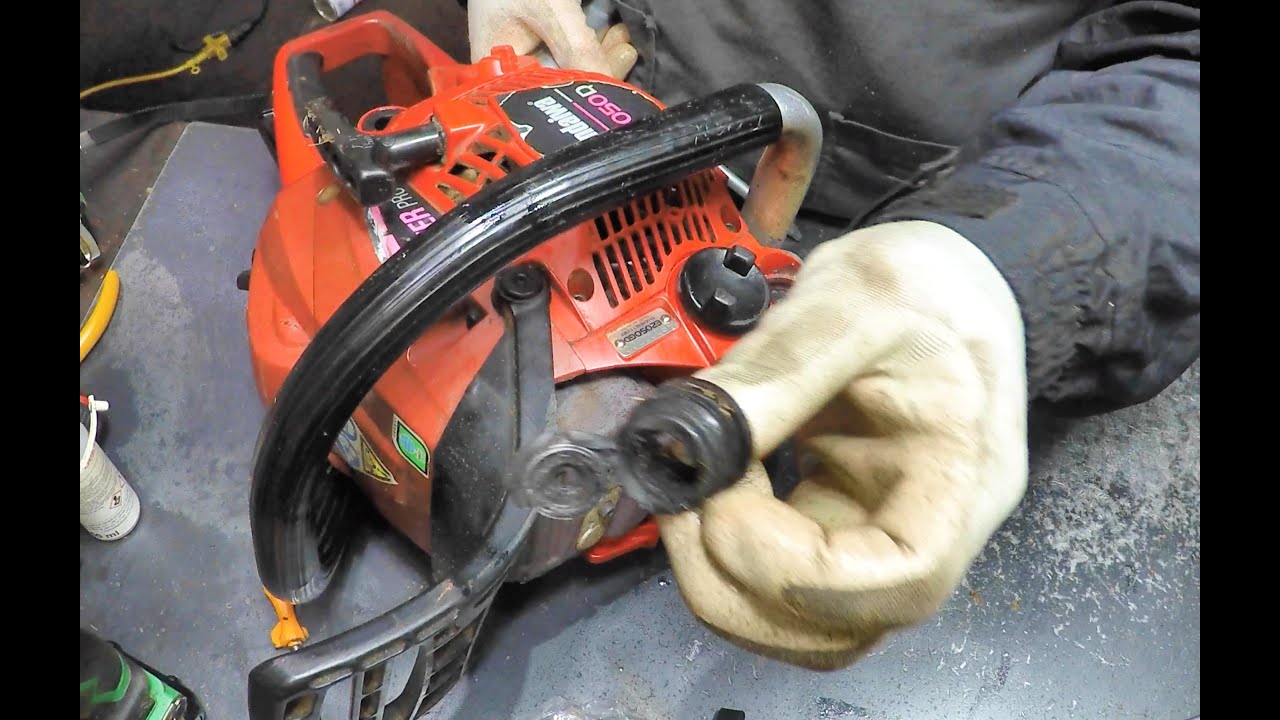 防振ゴム タイプのチェンソーの修理 新ダイワ E2050GD | 岩手県 二戸市