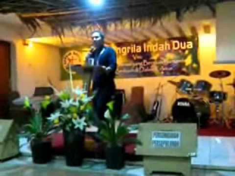 BEBAN YANG BENAR - Khotbah Gokil ) By Youth Pastor...