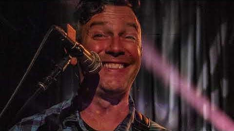 "Girlfriend is Better" - Yonder Mountain String Band & Scott Law @TerrapinCrossroadsMusic 2019-01-13