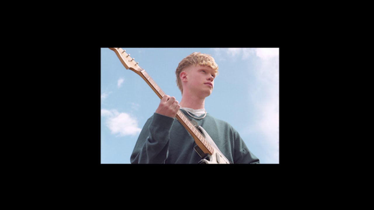 Finn Askew - Peach ( S L O W E D + R E V E R B )