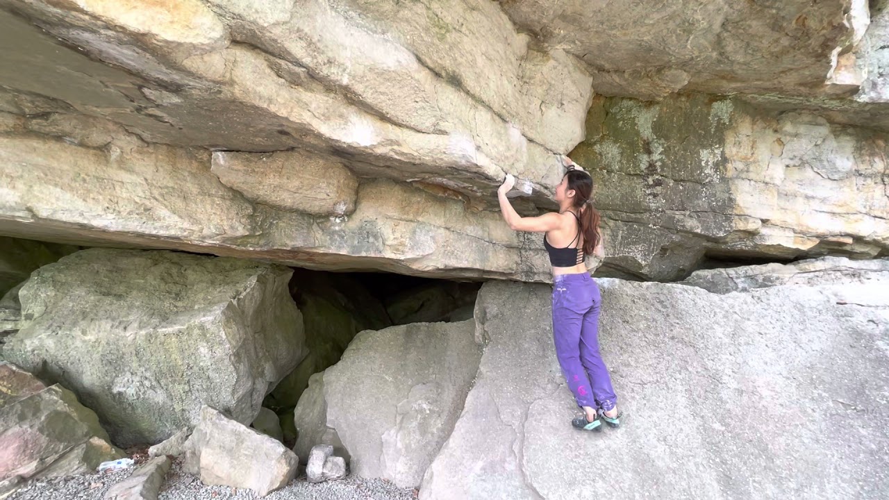 Andrew Boulder problem V4, Gunks