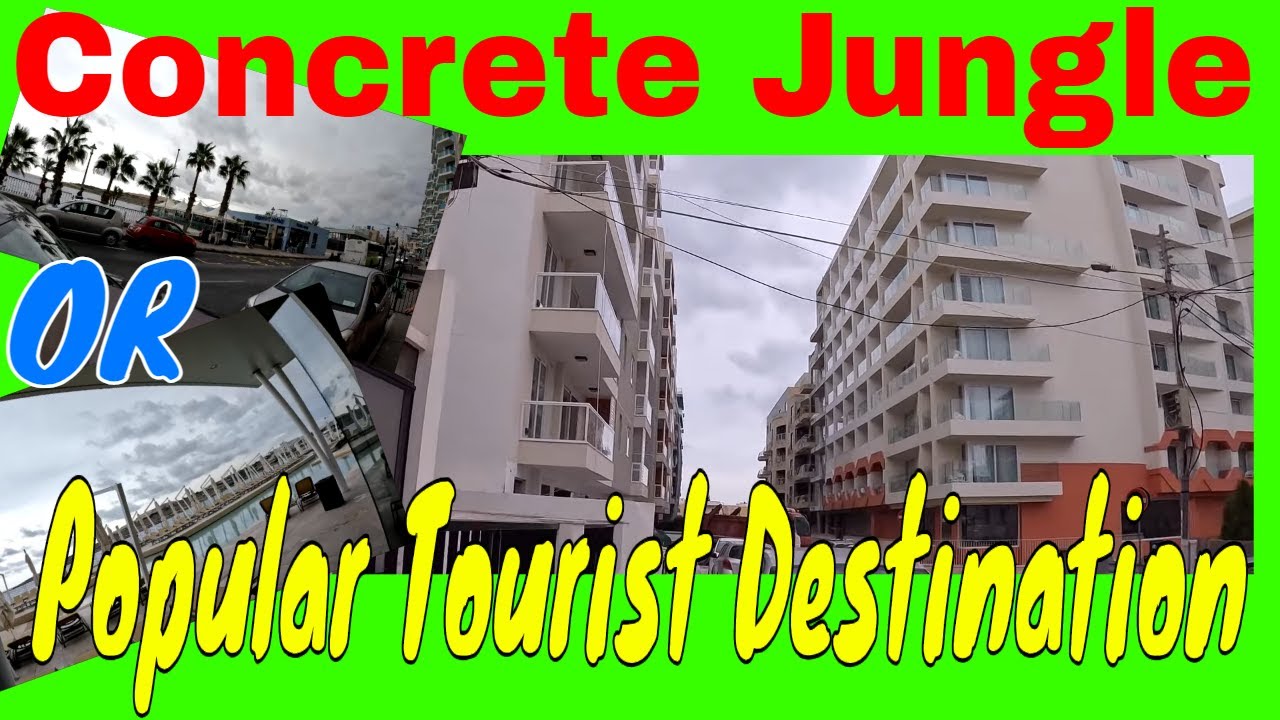 Затерянные в Кавре/Буджибе, залив Святого Павла, с украдкой на два главных отеля на переднем план...