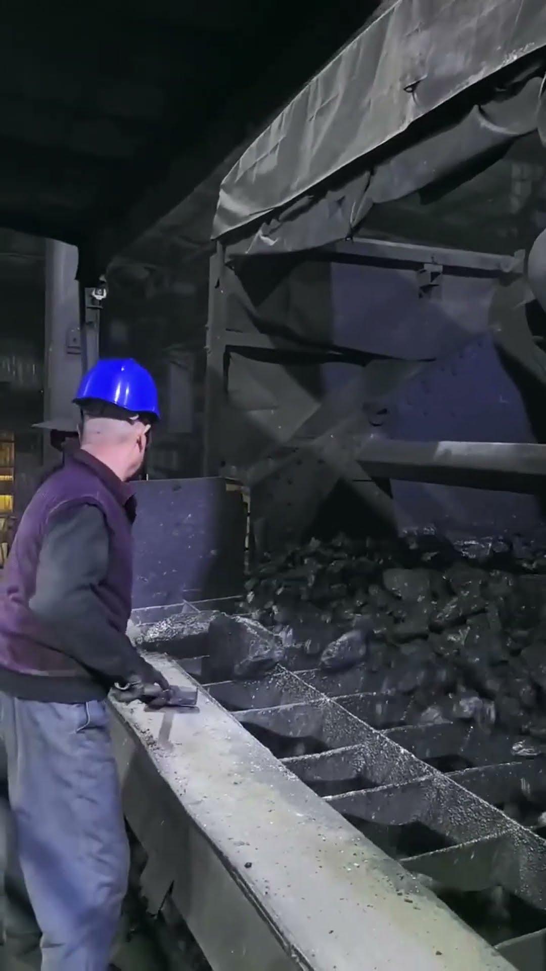 Coal mining process- Good tools and machinery make work easy