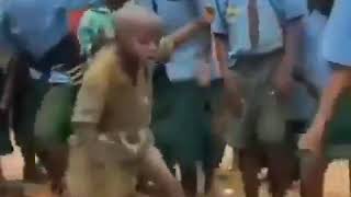Eğlenceli Afrika dansı Resimi