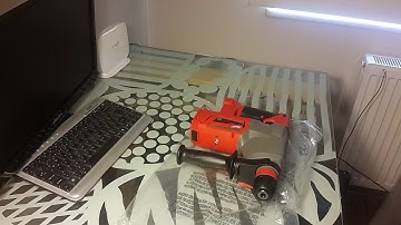 how to change a drill bit of milwaukee m18 chx