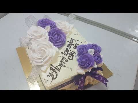 Video Trang trí bánh sinh nhật vuông bằng hoa hồng kem cực... - youtube
