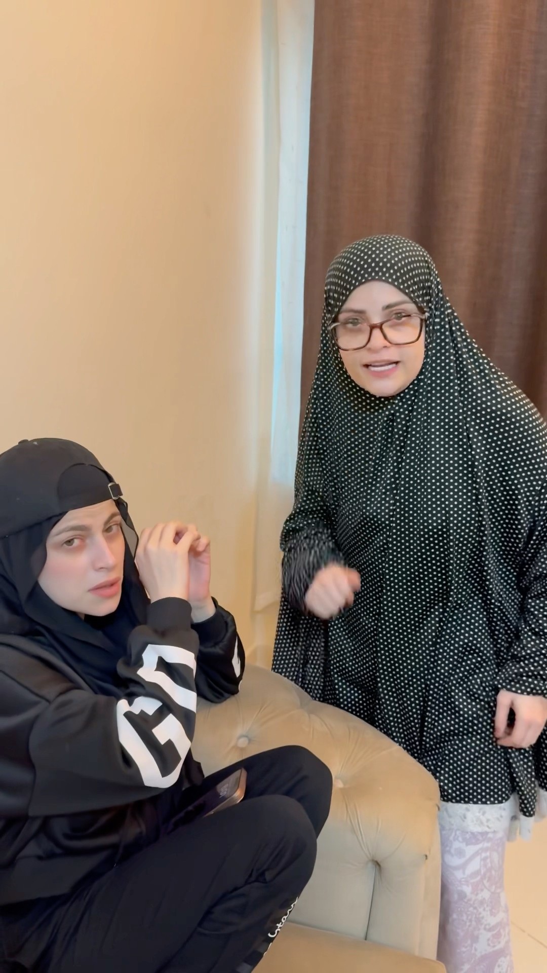 الام والجار ?? ام سيف ونانو