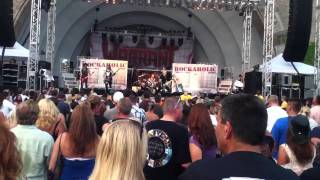 Warrant- Cherry Pie live at the Toledo zoo