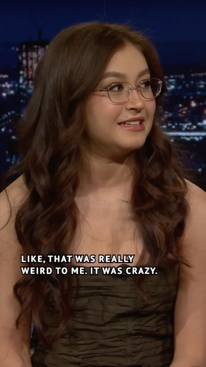 #AnnaCathcart confirms that #AdamSandler is an #XOKitty stan ? #FallonTonight #JimmyFallon