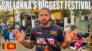 Tourists At Kandy Perahera For The First Time | The Festival Of The Tooth | Sri Lanka
