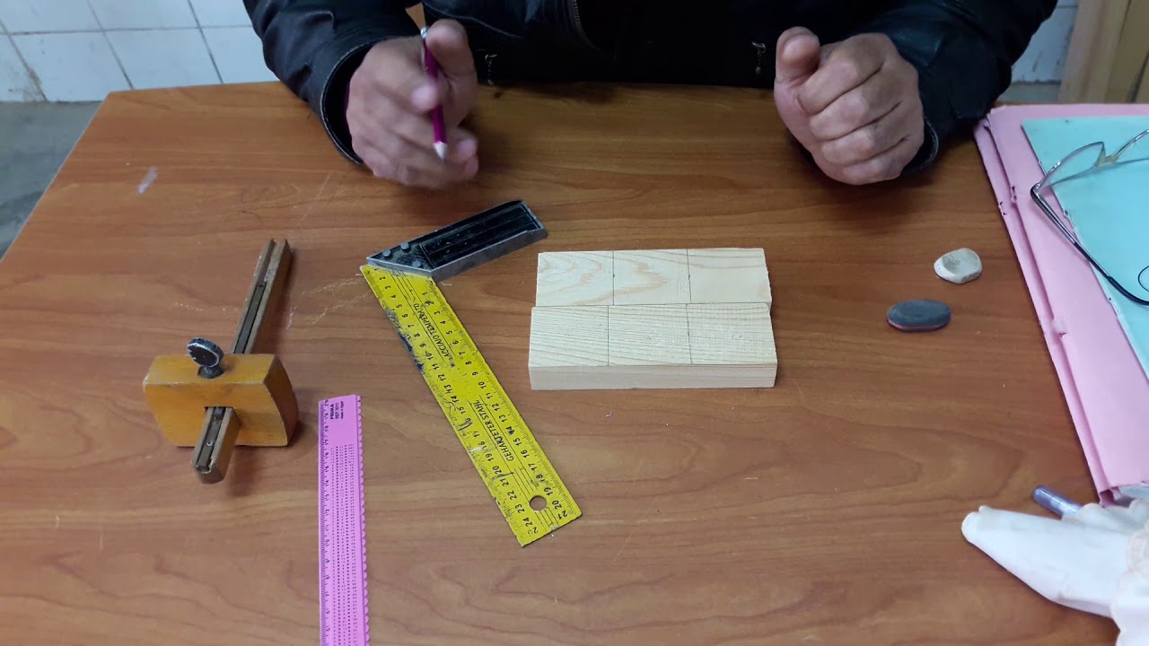 تمرين نجاره الصف الاول تعشيقه نصف علي نصف(1)