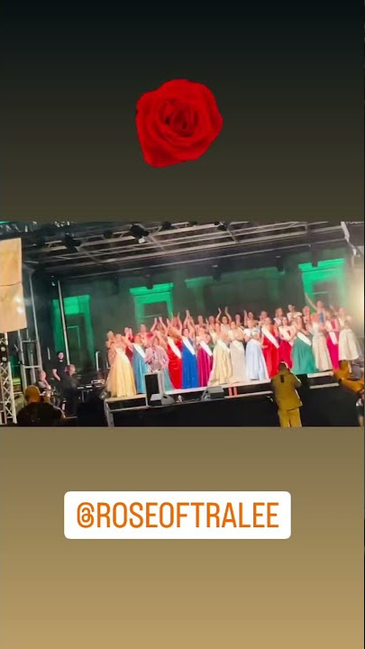 Awaiting the arrival of the winning Rose of Tralee 2022