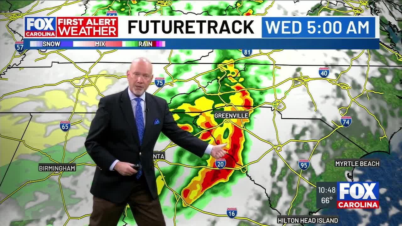 Looking ahead to wave of storms bowing toward Carolinas - YouTube