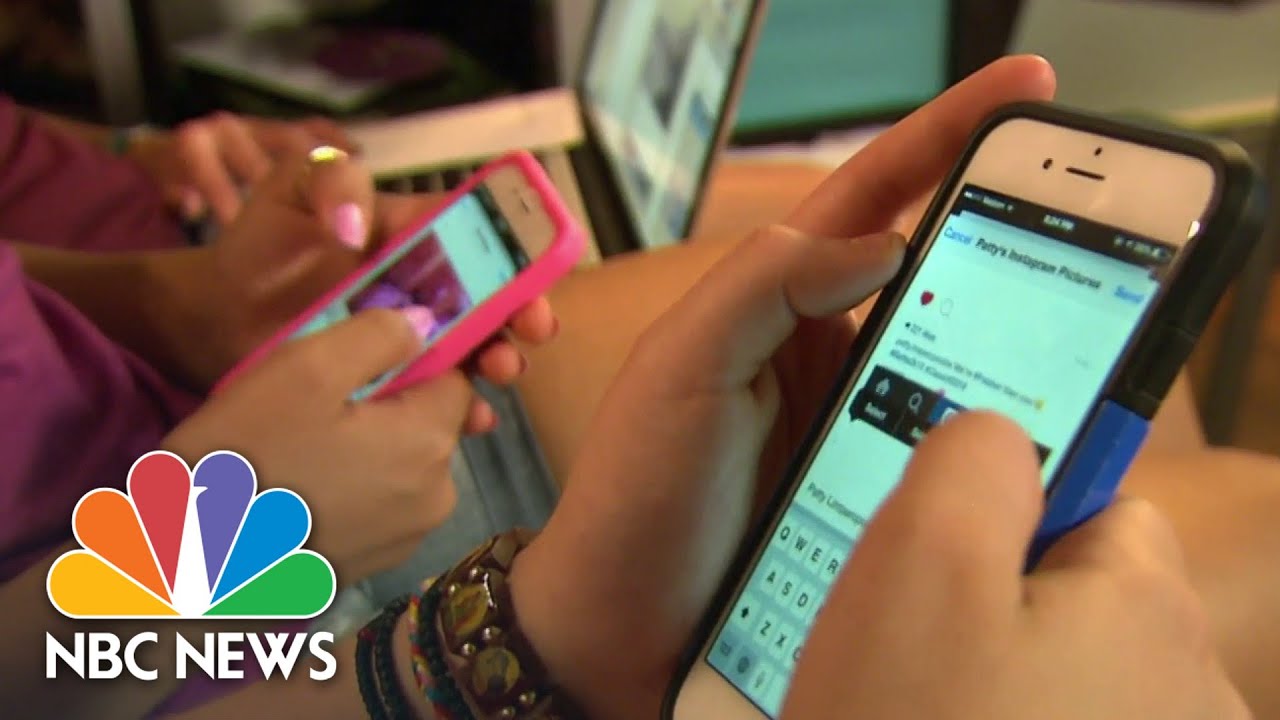 Teen Influencers Harness Social Media Following To Save Money For College