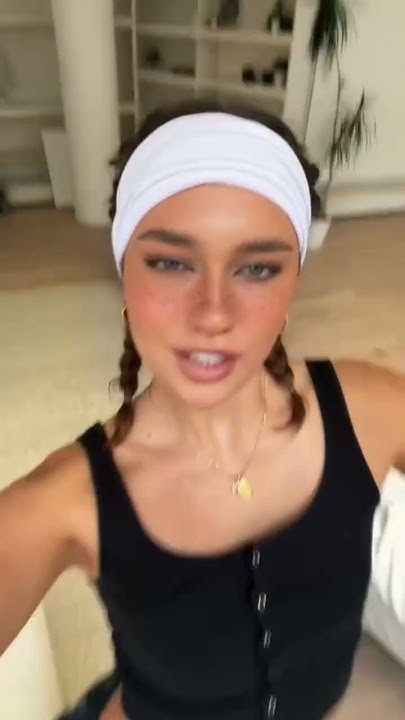  hot selfie poses for da girls ️‍🔥 #girls #shorts - YouTube