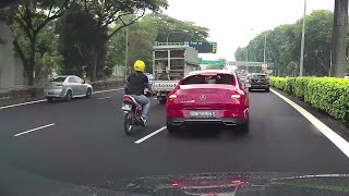 22oct2019 lucky the red mercedes #SBR9955S did signal and did not change lane abruptly