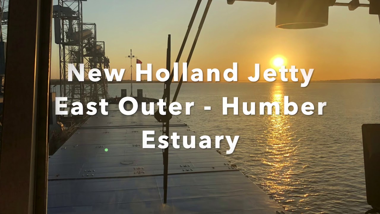 Day in the life of a Marine Pilot on the Humber, UK