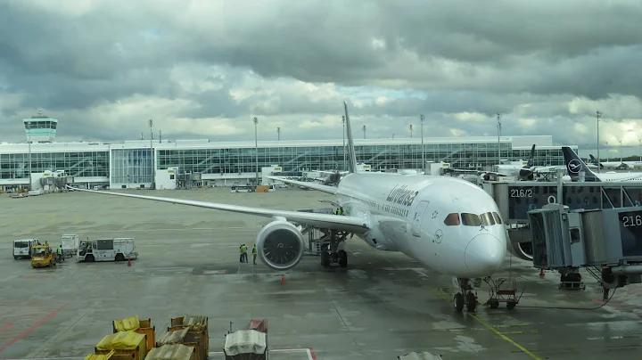TRIP REPORT | NEW Lufthansa Boeing 787-9 | Munich  - Frankfurt | Economy