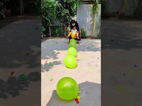 balloon popping #shorts #balloon #balloon_pop