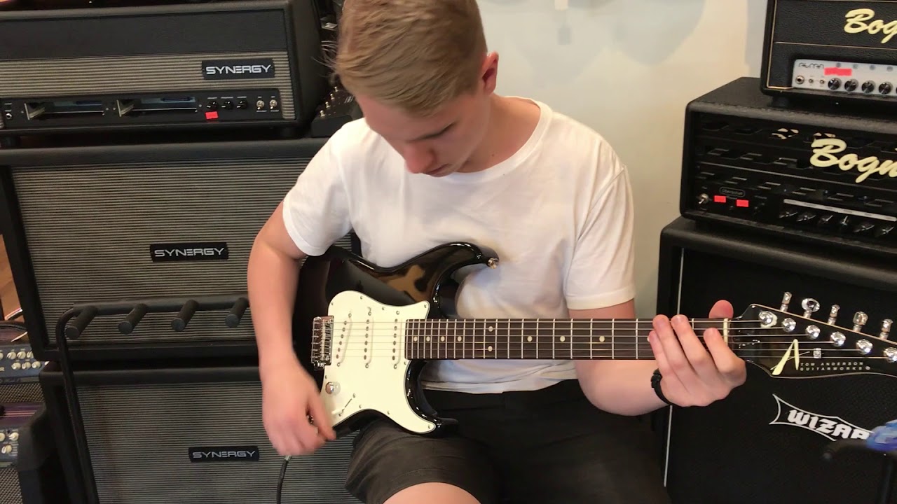 A DAY AT WESTCOAST GUITARS Tom Anderson Guitars Dealer Demo By Adrian Sowa