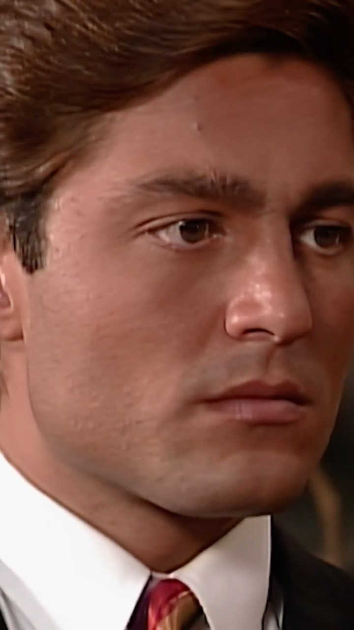 Te necesito como al aire que respiro ?? #MaríaLaDelBarrio #shortss #tln