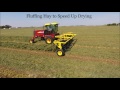 Selfpropelled hay fluffertedder