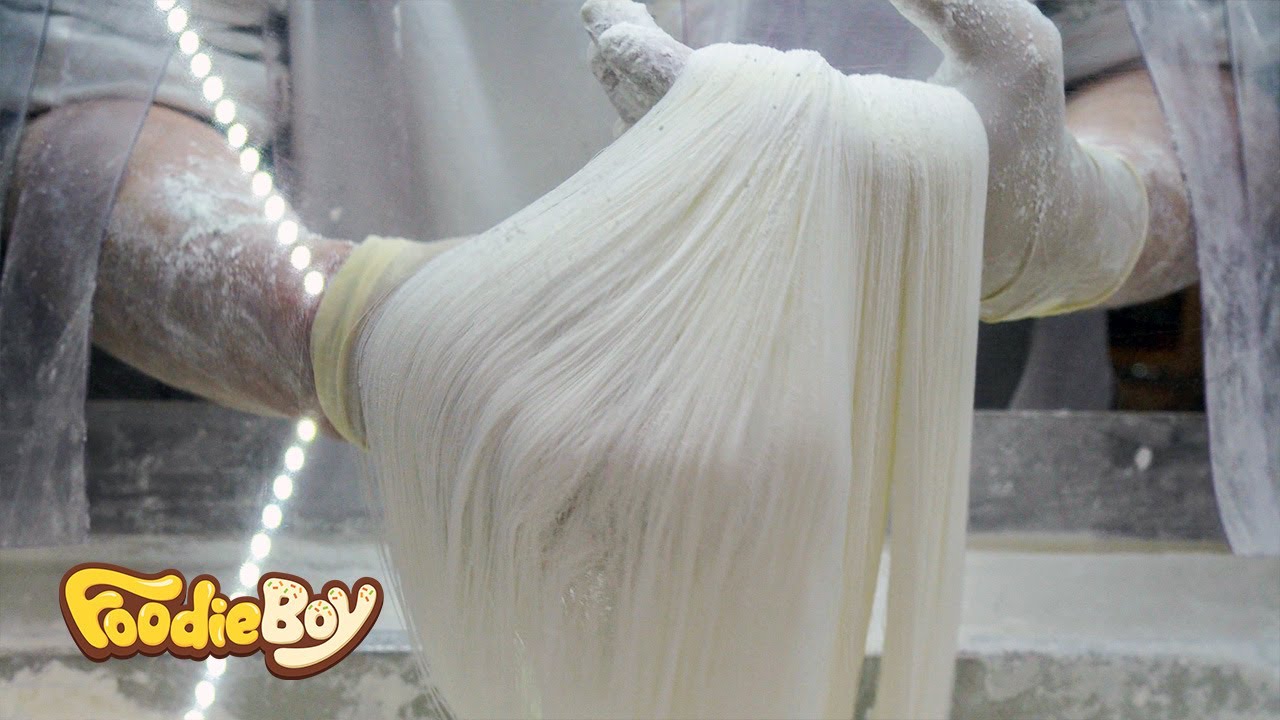 꿀타래 / Dragon's Beard Candy - Korean Street Food / 서울 인사동 길거리 음식