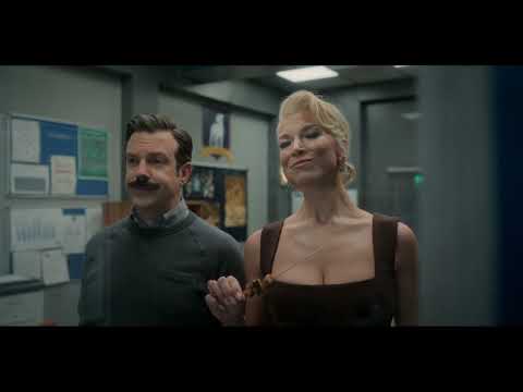 Ted Lasso | Ted Introduces His Mother Dottie To Rebecca | 3X11