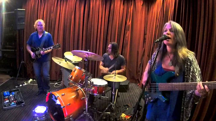 Rebecca Johnson Band    *SLAP BASS SOLO*   CAR WASH