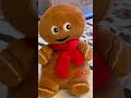 Gingerbread man sings dominick the donkey