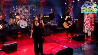 Nelly Furtado - Powerless (Say What You Want) (Live @ Jay Leno) HD chords