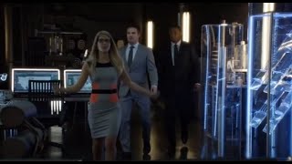 Olicity - Arrow - 2x02 Pt.2 - "What do you have?"