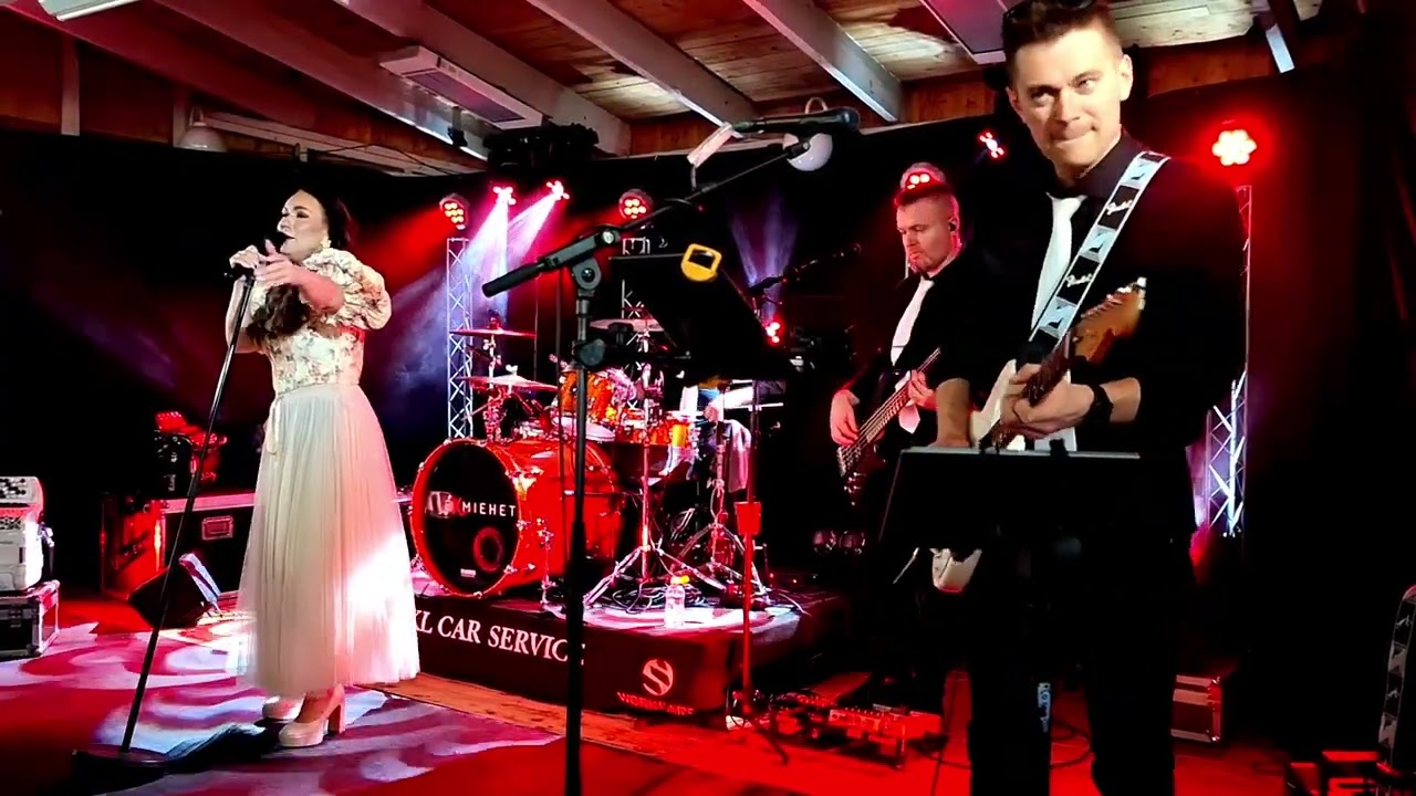 Saija Tuupanen ja Aki Metsälä  Sydämet lyövät samaan tahtiin